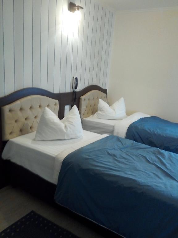 Boutique Vila Paradis Deva Quarto foto